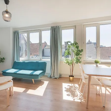 Large Center Apartment